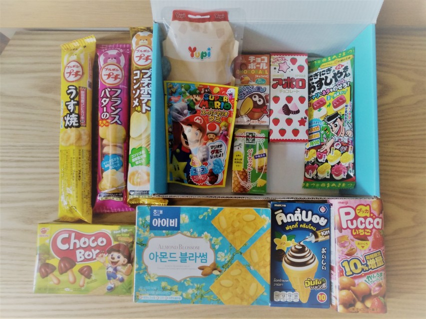 Japanese Snack Box ( Aug2021 )