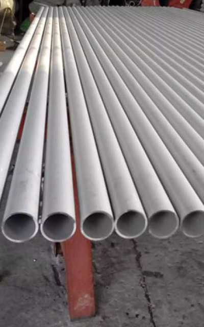 Stainless Steel Seamless Tube - Robust and Corrosion Resistant