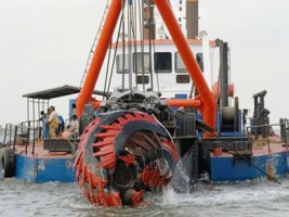 DREDGER AND HEAVY EQUIPMENTS MACHINERY SELLING & RENTAL / LEASED BASIS